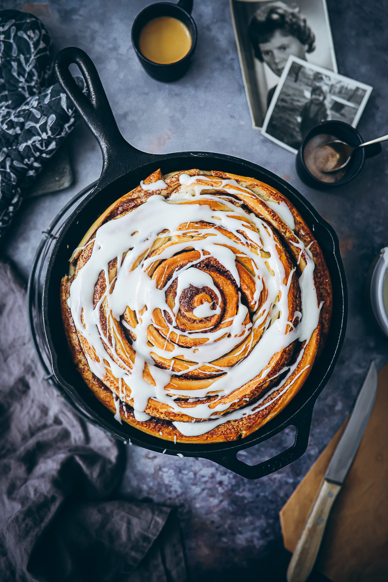 Grosse Zimtschnecke Rezept – ein Zimtschneckenkuchen