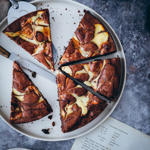 Cheesecake Brownie Kuchen Rezept mit Dulce de Leche bestes Brownie rezept selber machen schokokuchen karamell caramel cheesecake brownies zuckerzimtundliebe backblog bakefeed feedfeed foodstyling