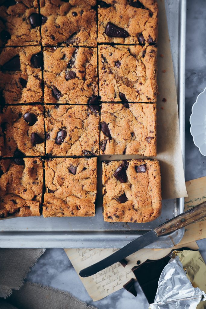 Chocolate Cookie Bars Rezept beste cookies zuckerzimtundliebe backblog foodblog foodstyling foodphotographyschool kekse selber backen bakefeed feedfeed