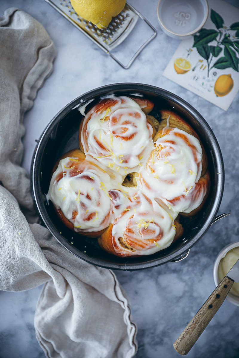 Kleines Zitronen Hefeschnecken Rezept – small batch lemon rolls