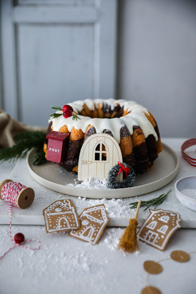 Lebkuchen Marmorkuchen Gugelhupf Rezept Weihnachtskuchen Gewürzkuchen christmas bundt cake recipe spiced cake Winterkuchen zuckerzimtundliebe backblog german christmas recipes foodstyling bakefeed feedfeed