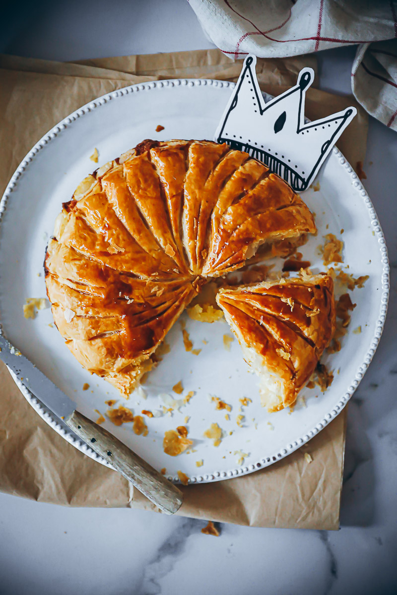 Galette de Rois Rezept recipe frangipane Mandelfüllung blätterteig tarte dreikönigskuchen einfache tarte blog foodblog zuckerzimtundliebe backblog bakefeed feedfeed french baking