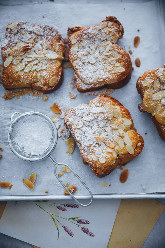 Bostock-Rezept aus Brioche Frangipane Mandelcreme Frühstücksrezept frühstücksideen brunchrezept breakfast ideas french pastry französische Rezepte zuckerzimtundliebe feedfeed