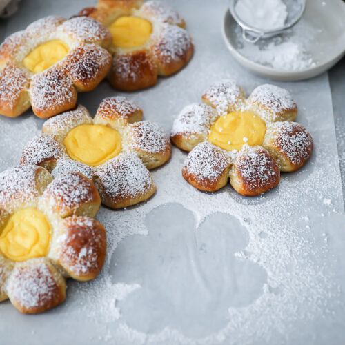 Softes Puddingtaler Rezept puddingschnecke puddingteilchen brioche custard flower bun recipe backrezept einfacher hefeteig teilchen backrezept zuckerzimtundliebe gebäck mt puddingfüllung