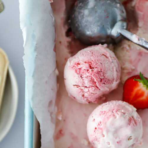 Erdbeereis Rezept ohne Eismaschine no churn strawberry ice cream recipe zuckerzimtundliebe eis selber machen