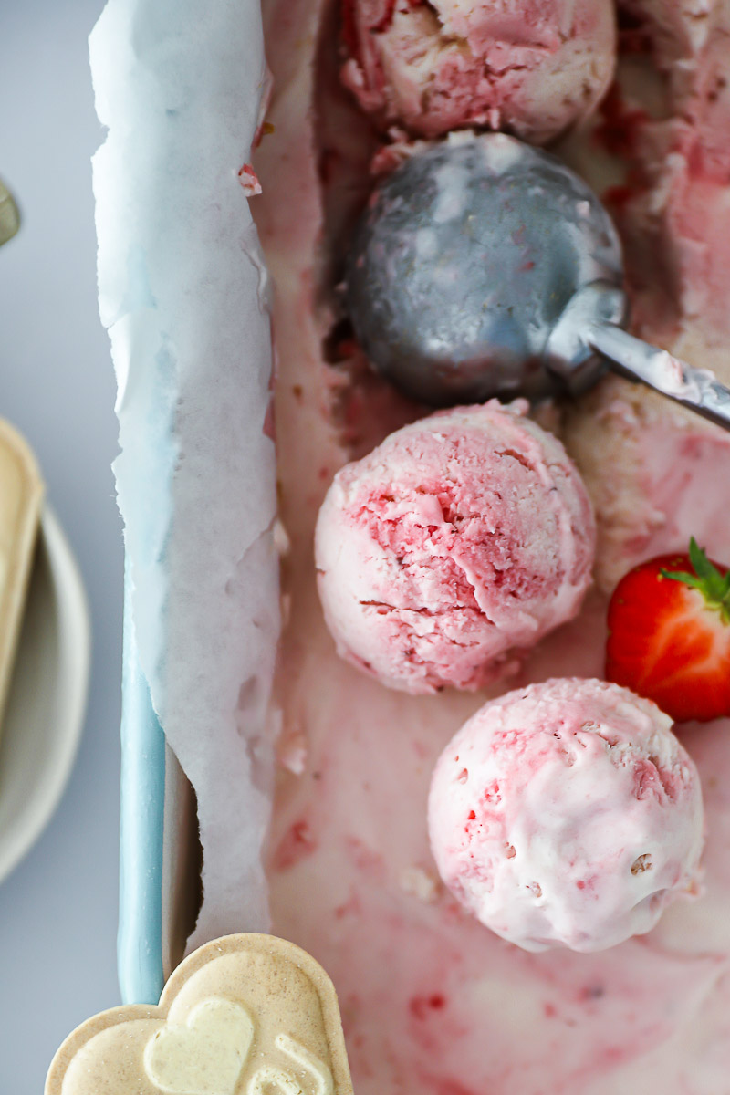 Erdbeereis Rezept ohne Eismaschine no churn strawberry ice cream recipe zuckerzimtundliebe eis selber machen
